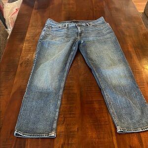 Blue Straight Cut Jeans with Vintage Wash